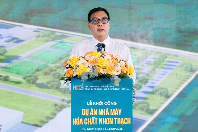 Ông Lê Thanh Bình – Bí thư Đảng ủy, Tổng giám đốc HCCB phát biểu đáp từ