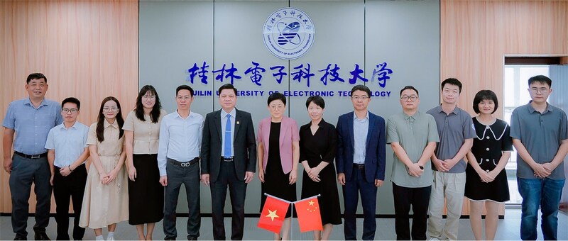 Chương trình hợp tác 3 bên giữa HaUI - Goertek - Đại học KHKT Điện tử Quế Lâm, Trung Quốc tạo điều kiện cho sinh viên ngành Điện – Điện tử sang trao đổi, học tập tại Trung Quốc