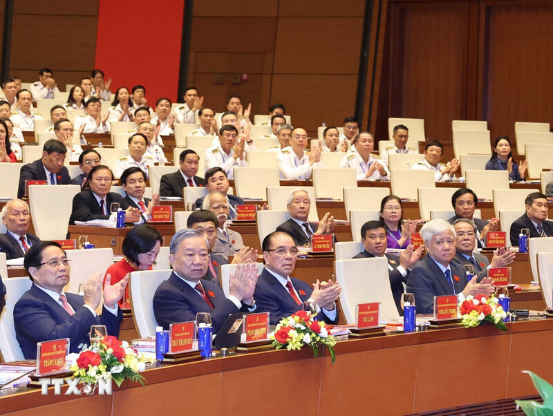 Tổng Bí thư Tô Lâm cùng các lãnh đạo, nguyên lãnh đạo Đảng, Nhà nước dự Đại hội. Ảnh: TTXVN