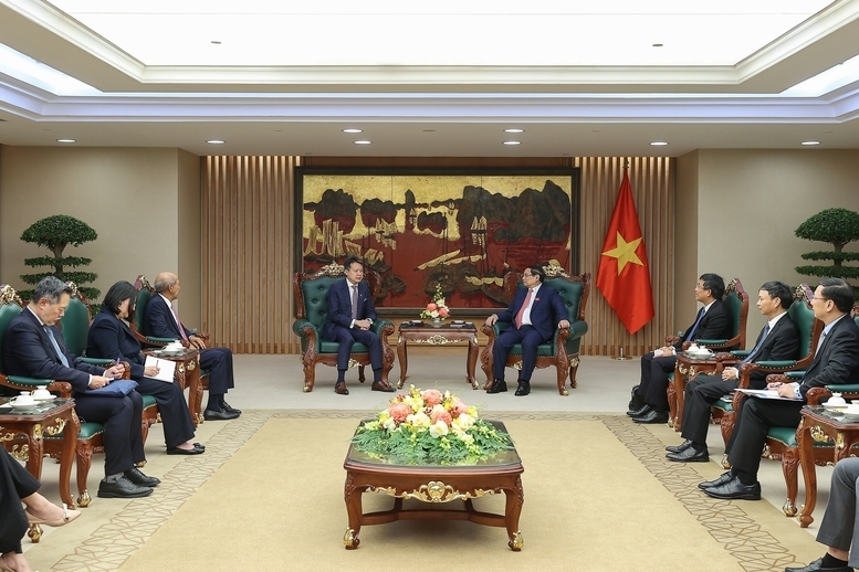 Tổng Giám đốc WIPO Daren Tangso nhấn mạnh, Việt Nam là một hình mẫu về nỗ lực đổi mới sáng tạo, phát triển khoa học công nghệ, nâng cao trình độ của người dân; tin tưởng Việt Nam tiếp tục là một hình mẫu về đổi mới sáng tạo của các nền kinh tế mới nổi để WIPO chia sẻ với các quốc gia - Ảnh: VGP/Nhật Bắc