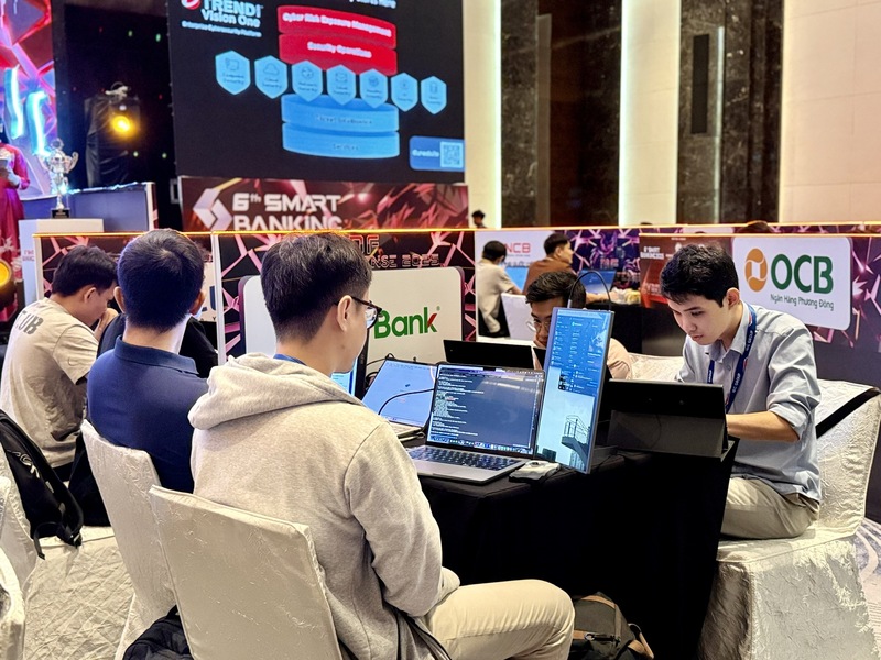 DF Cyber Defense 2025 quy tụ 54 tổ chức tài chính, ngân hàng cùng hơn 200 chuyên gia, kỹ sư an toàn thông tin tham gia. Ảnh: Hoàng Lan