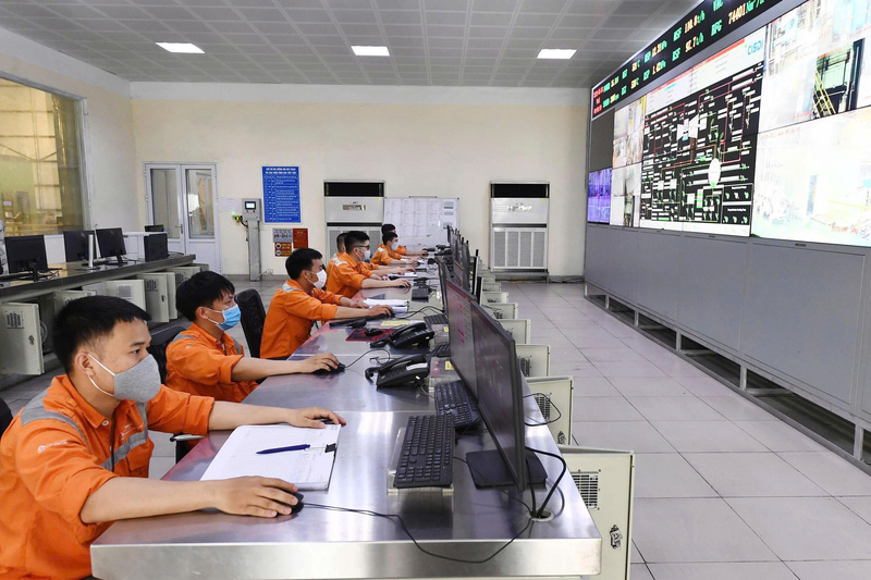 Khu liên hợp sản xuất gang thép Hòa Phát Dung Quất đã tự chủ 90% nhu cầu điện cho sản xuất. Ảnh: Nguyễn Dương