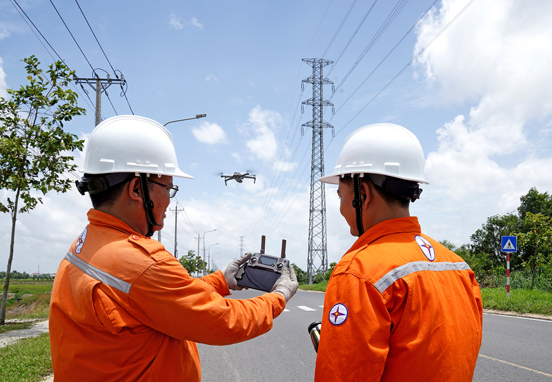 EVNSPC đẩy mạnh ứng dụng khoa học công nghệ cao vào công tác quản lý, vận hành lưới điện. Ảnh: EVNSPC.