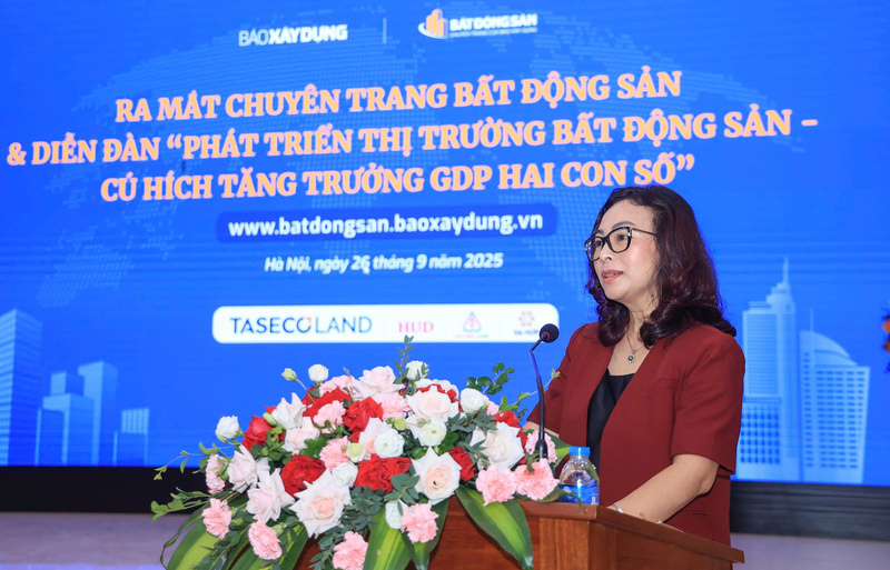 Bà Tống Thị Hạnh - Cục trưởng Cục Quản lý nhà và Thị trường BĐS