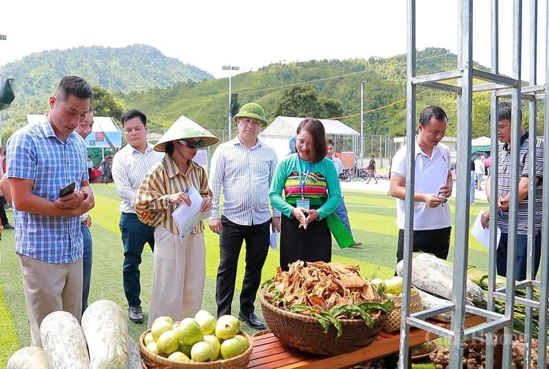 Thông qua sự kiện này, khách hàng đã biết đến nhiều hơn các sản vật mang đậm nét văn hóa vùng cao