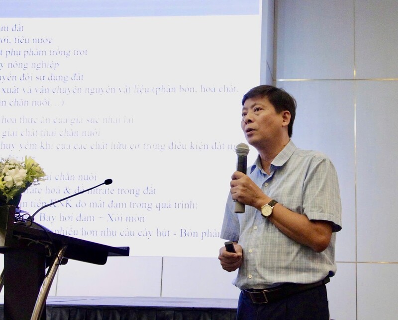 PGS. TS Mai Văn Trinh, Viện trưởng Viện nông nghiệp môi trường, Viện Khoa học nông nghiệp môi trường Việt Nam chia sẻ thực trạng và giải pháp giảm phát khí mê tan trong lĩnh vực trồng trọt.