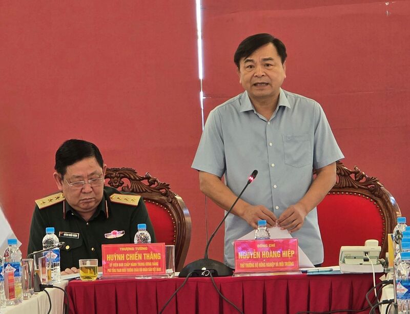 Thứ trưởng Bộ Nông nghiệp và Môi trường Nguyễn Hoàng Hiệp