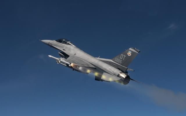 Đạn tên lửa AIM-120D-3 AMRAAM. Ảnh: Topwar.