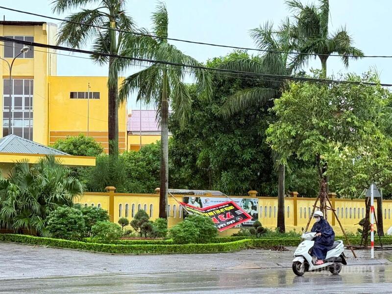 Bão số 10 gây ra một số thiệt hại tại phường Đồng Hới.