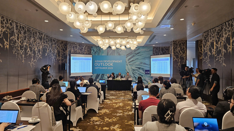 ADB dự báo, tăng trưởng kinh tế Việt Nam đạt 6,7% vào năm 2025. Ảnh: NH