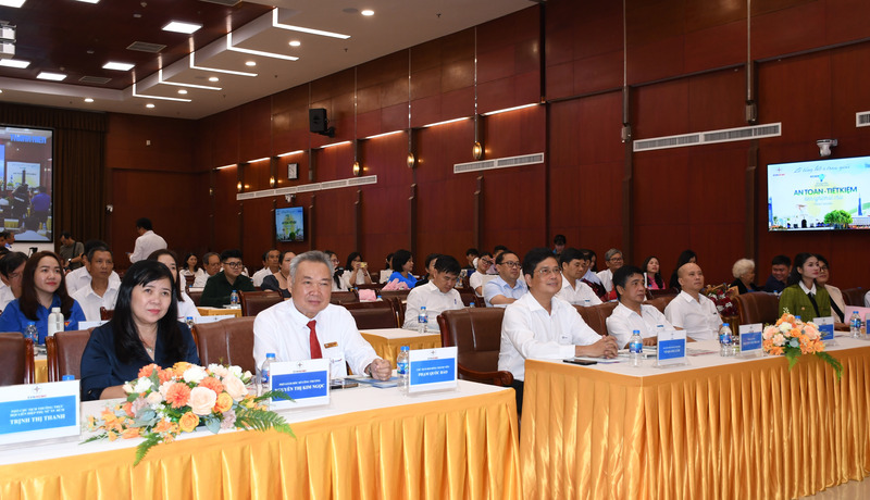 Đại biểu tham dự sự kiện. Ảnh: Minh Khuê.