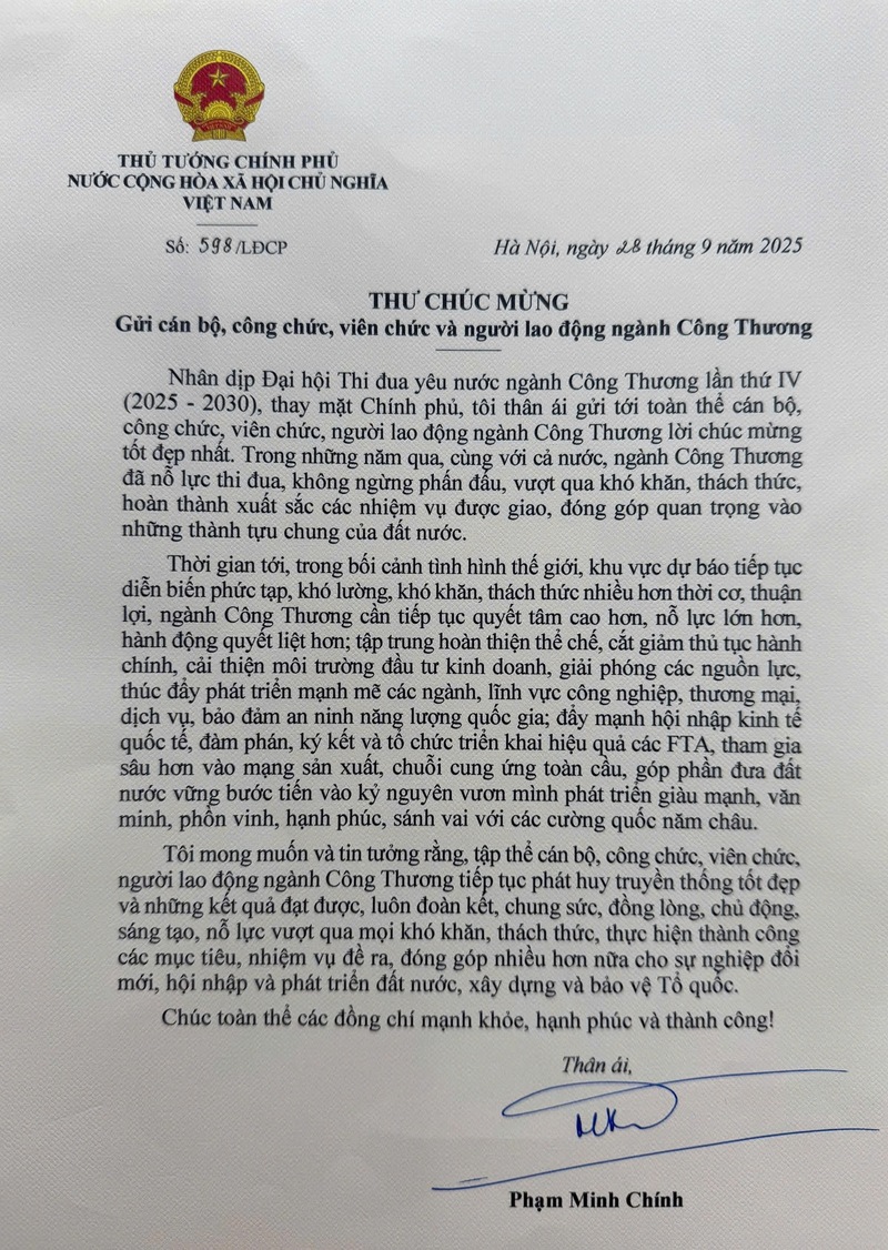 Thư chúc mừng của Thủ tướng Chính phủ Phạm Minh Chính. Ảnh: Vụ Tổ chức cán bộ (Bộ Công Thương)
