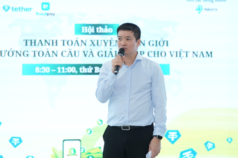 Ông Phan Đức Trung, Chủ tịch VBA phát biểu khai mạc hội thảo