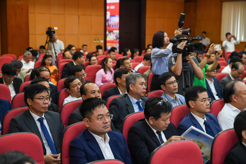 Tổng Biên tập Báo Công Thương Nguyễn Văn Minh tham dự Đại hội