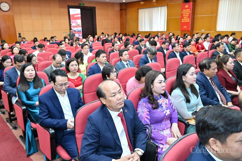 Bộ trưởng Nguyễn Hồng Diên phát biểu khai mạc Đại hội thi đua yêu nước ngành Công Thương lần thứ IV - 6