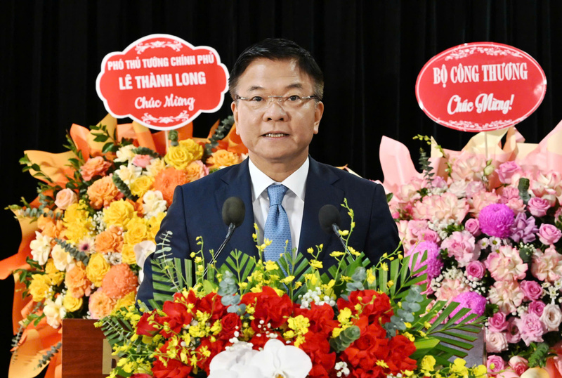 Phó Thủ tướng Lê Thành Long phát biểu chỉ đạo tại Đại hội