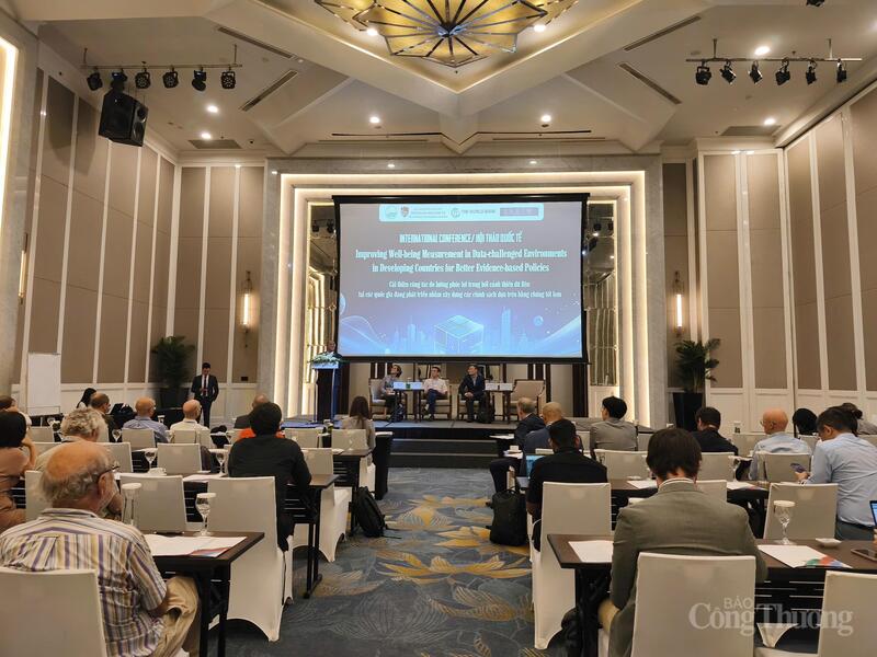 Hội thảo có sự tham gia của gần 100 giảng viên, nghiên cứu viên đến từ các trường đại học, viện nghiên cứu trong nước và quốc tế. Ảnh: NH