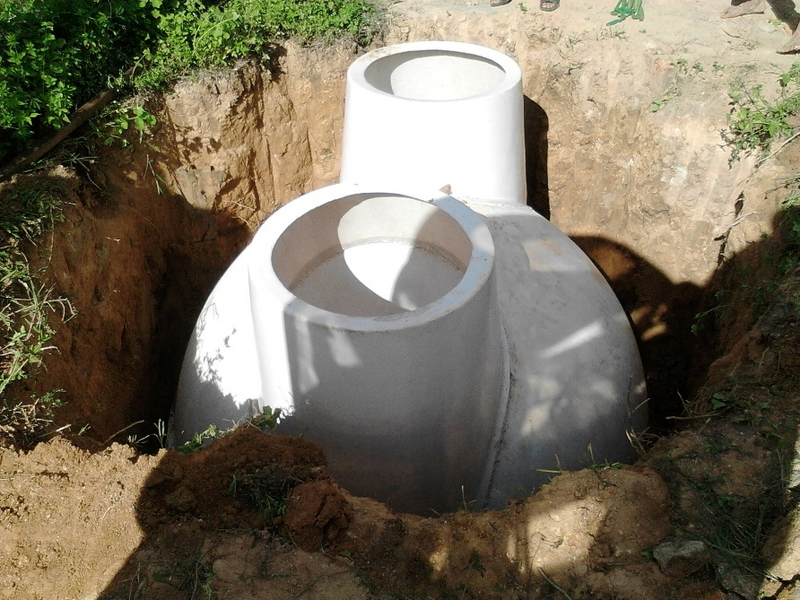 Hầm biogas là giải pháp phổ biến để xử lý chất thải chăn nuôi. (Nguồn ảnh: Aeec.vn)