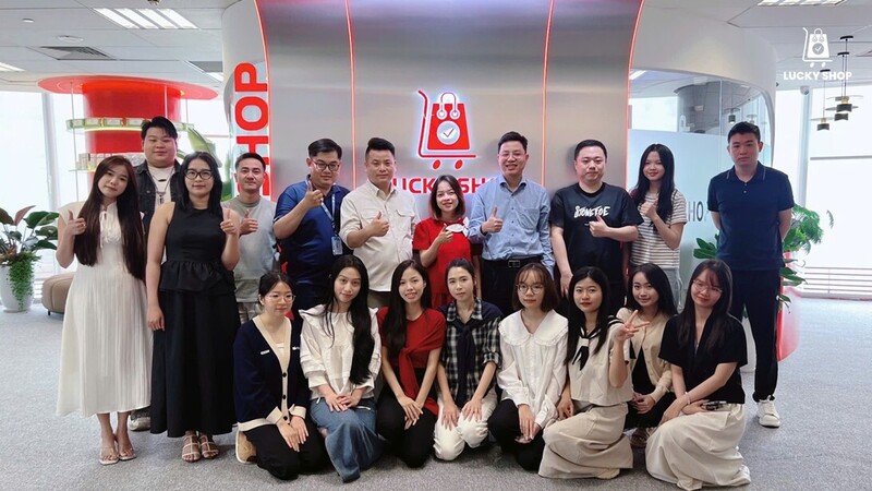 Đội ngũ nhân sự cốt lõi của Lucky Shop (Ảnh Lucky Shop)