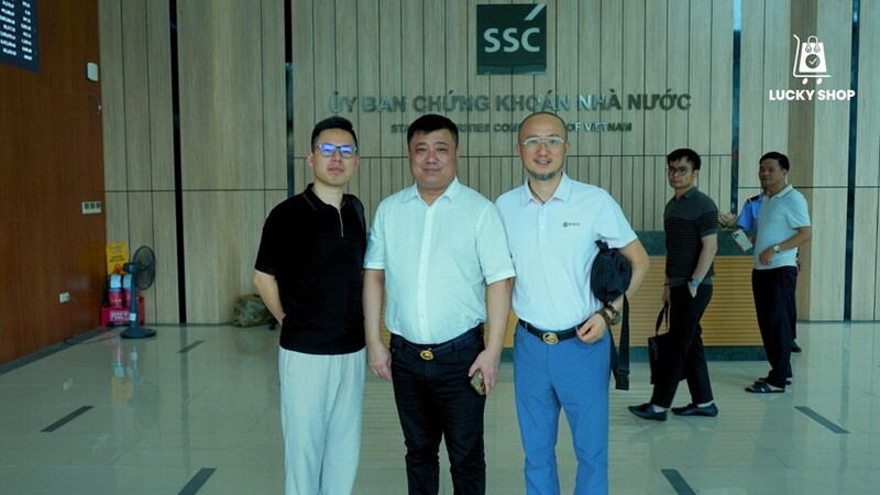 COB Wang Peng gặp gỡ đại diện Ủy ban Chứng khoán Nhà nước (Ảnh Lucky Shop)
