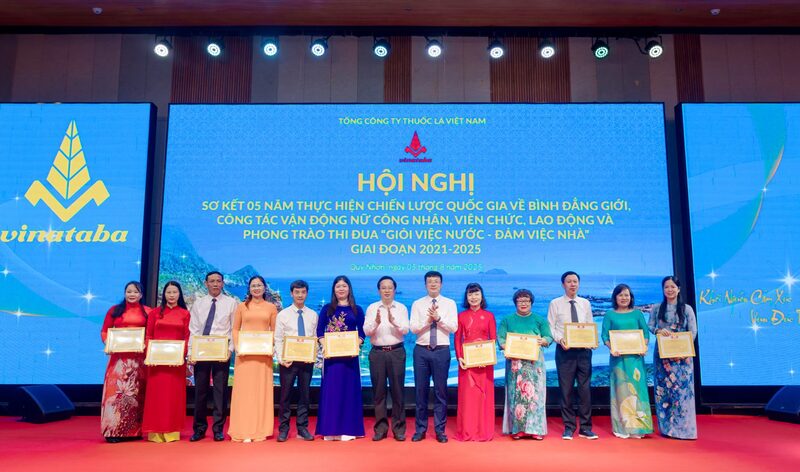 Vinataba: Khẳng định vai trò người phụ nữ trên mọi lĩnh vực - 5