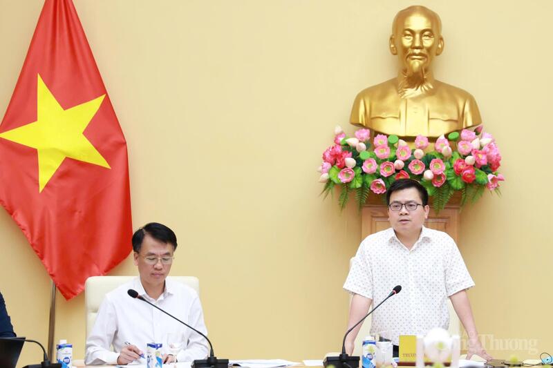 Thứ trưởng Bộ Công Thương Trương Thanh Hoài phát biểu tại hội thảo.