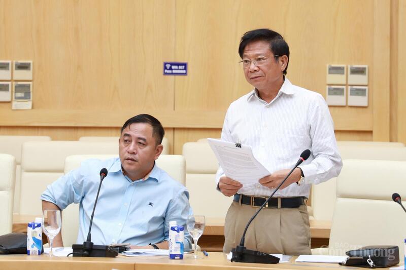 Ông Nghiêm Minh Tiến, Chủ tịch Hiệp hội Sắn Việt Nam phát biểu tại hội thảo.