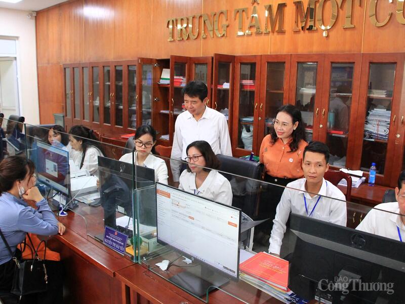 Trung tâm hành chính công phường Đồng Hới. Ảnh: TT