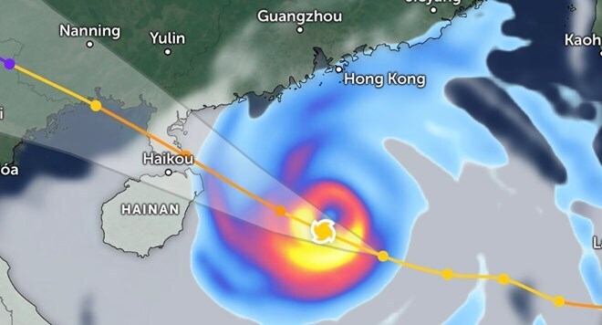 Bão số 11 (Matmo) trên Biển Đông. Ảnh: Zoom Earth