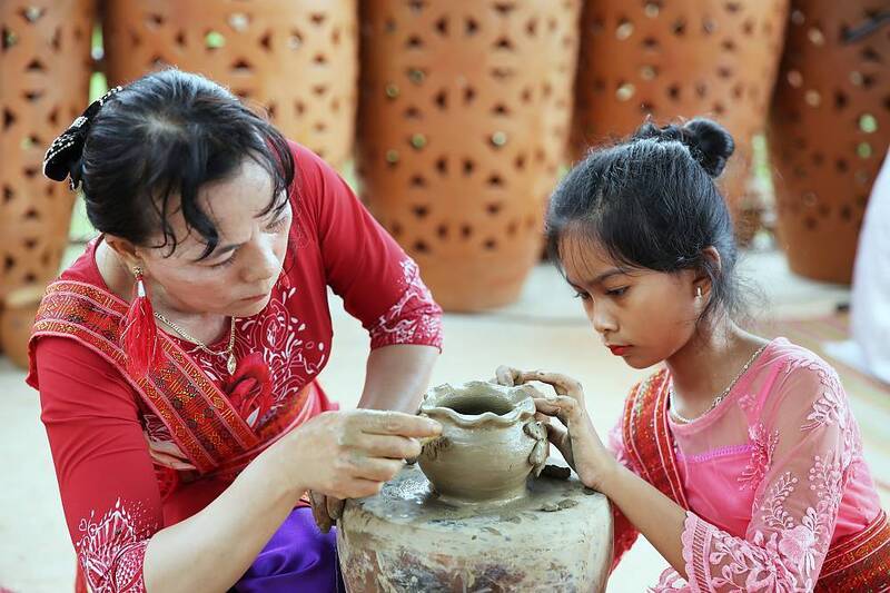 Kết nối với du lịch tăng cơ hội để bảo tồn di sản. Ảnh minh họa