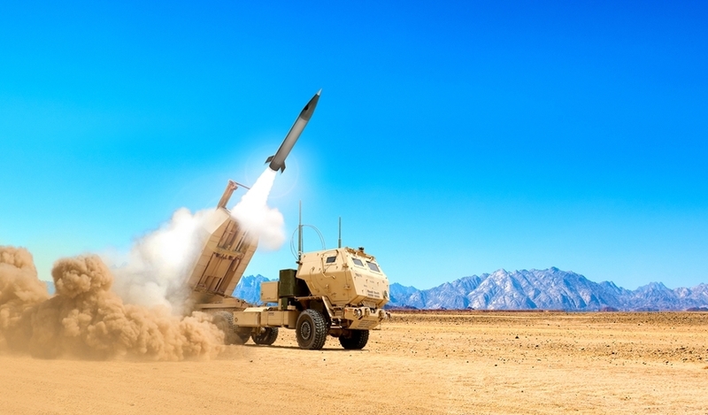 Tên lửa PrSM phóng từ bệ HIMARS. Ảnh: Defense News