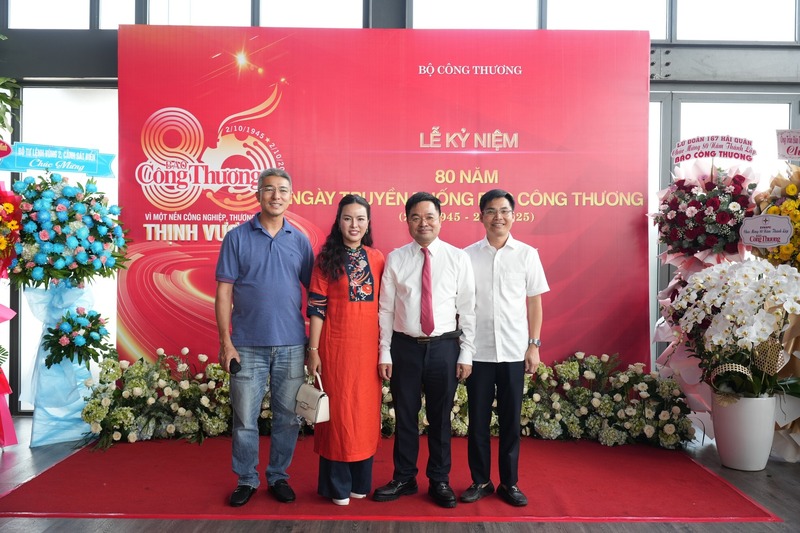 Chùm ảnh: Lễ kỷ niệm 80 năm ngày truyền thống Báo Công Thương tại TP. Hồ Chí Minh - 18