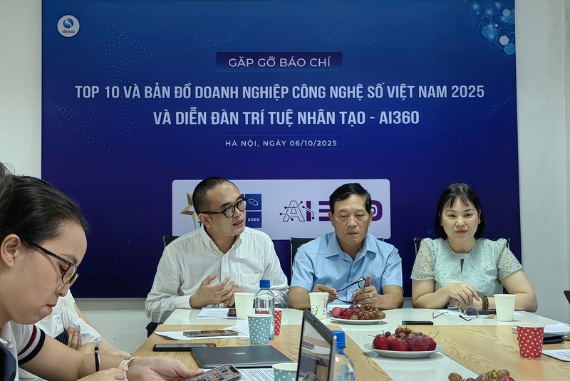 Ông Lâm Quang Nam, Phó Chủ tịch VINASA chia sẻ tại họp báo
