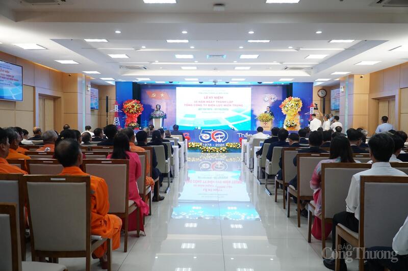 Tổng Công ty Điện lực miền Trung (EVNCPC) long trọng kỷ niệm 50 năm ngày thành lập