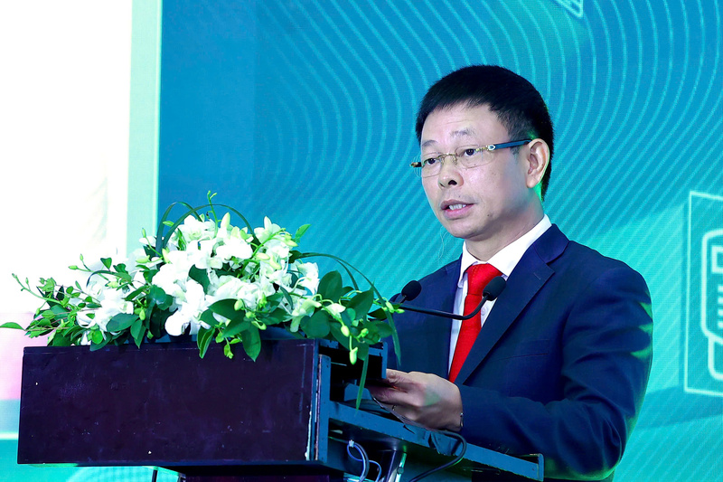Nhà báo Phùng Công Sưởng - Tổng Biên tập Báo Tiền Phong: Những công nghệ mới như AI, Big Data, sinh trắc học... mở ra cơ hội gia tăng mức độ bảo mật, đồng thời cũng đặt ra những thách thức... trong quản trị rủi ro".