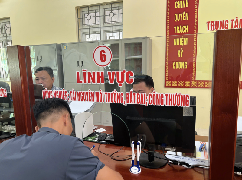 Bộ Công Thương ban hành Công văn 7628/BCT-TCCB về việc thực hiện triển khai hoàn thiện bộ máy hệ thống chính trị và chính quyền địa phương 2 cấp. Ảnh minh họa