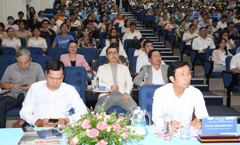 Các đại biểu tham dự sự kiện. Ảnh: Minh Khuê