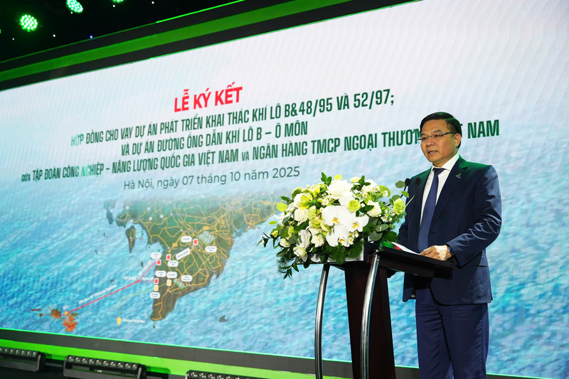 Ông Lê Mạnh Hùng – Ủy viên BCH Đảng bộ Chính phủ, Uỷ viên Uỷ ban Kinh tế và Tài chính của Quốc hội, Bí thư Đảng ủy, Chủ tịch HĐTV Petrovietnam phát biểu
