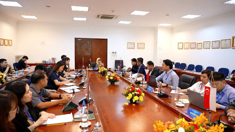 Thỏa thuận công nhận lẫn nhau về Doanh nghiệp ưu tiên (AEO MRA) giữa các nước ASEAN với sự tham dự của đại diện Hải quan các nước thành viên ASEAN. Ảnh: CHQ