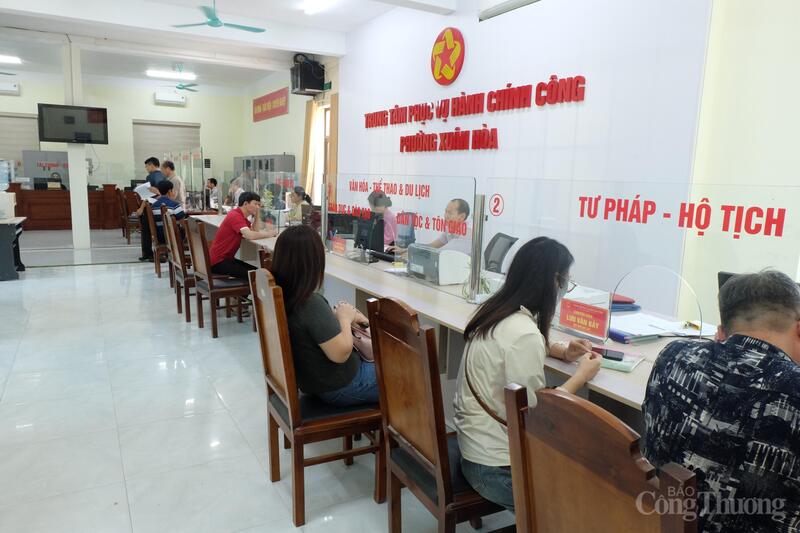 Trung tâm Phục vụ hành chính công phường Xuân Hòa - điểm sáng về tinh thần đổi mới và thái độ phục vụ Nhân dân.