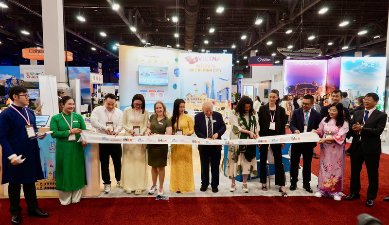 Gian hàng giới thiệu, quảng bá du lịch Việt Nam và TP. Hồ Chí Minh tại IMEX America 2025. Ảnh: Sở Du lịch TP. Hồ Chí Minh cung cấp.