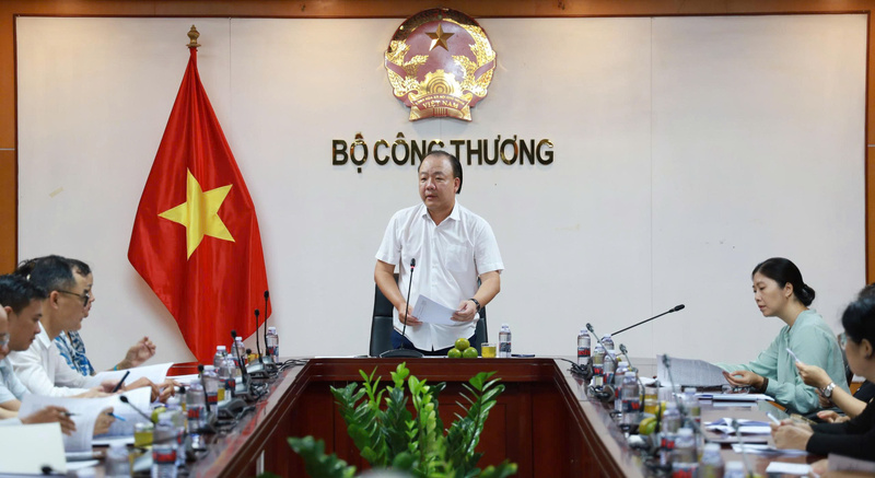 Họp Tổ Điều hành thị trường trong nước 9 tháng năm 2025. Ảnh: Thanh Vân
