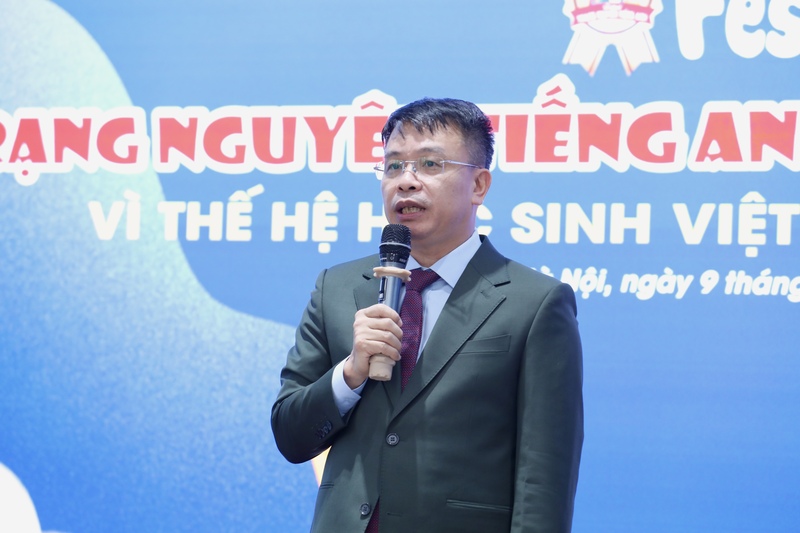 Tổng Biên tập Báo Thiếu niên Tiền phong và Nhi đồng Nguyễn Phan Khuê phát biểu khai mạc. Ảnh: Xuân Hùng