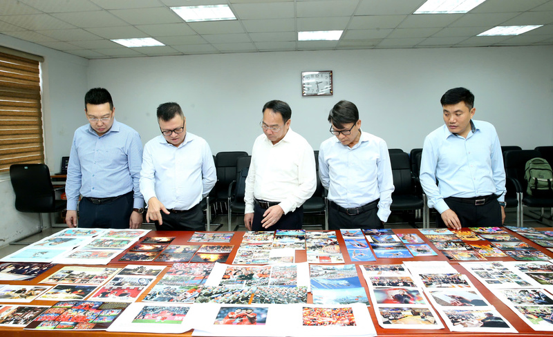 Tiểu ban sơ khảo đã chọn ra 122 tác phẩm xuất sắc nhất vào vòng chung khảo Giải Báo chí "Vì sự nghiệp phát triển văn hóa Việt Nam" lần thứ ba. Ảnh: Trần Huấn