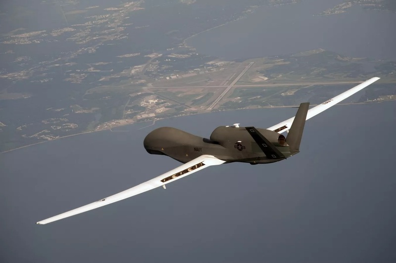 Mang trong mình công nghệ điện tử tối tân, UAV RQ-4 Global Hawk không chỉ trinh sát mà còn chỉ huy, điều phối các UAV khác trong chiến trường hiện đại. Ảnh: U.S. Air Force