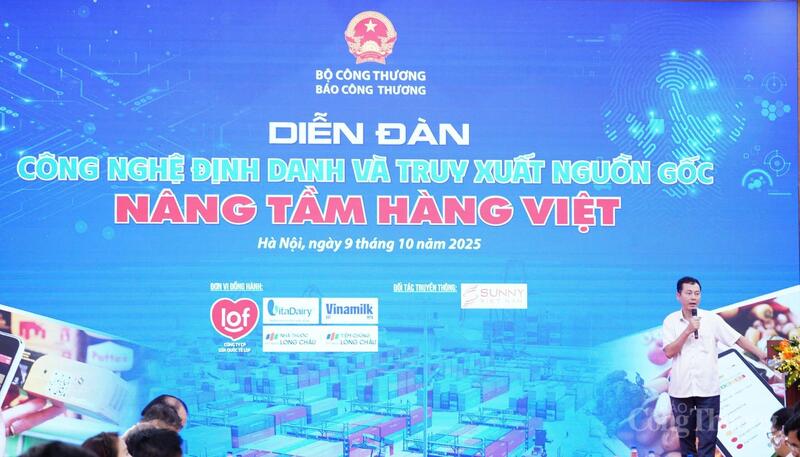 Ông Nguyễn Văn Thành chia sẻ việc chuẩn hóa truy xuất, minh bạch không gian thương mại điện tử và nâng cao năng lực cạnh tranh doanh nghiệp Việt.
