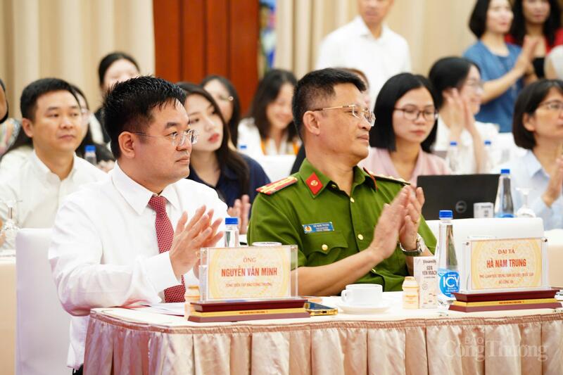 Chùm ảnh: Diễn đàn công nghệ định danh và truy xuất nguồn gốc - 4