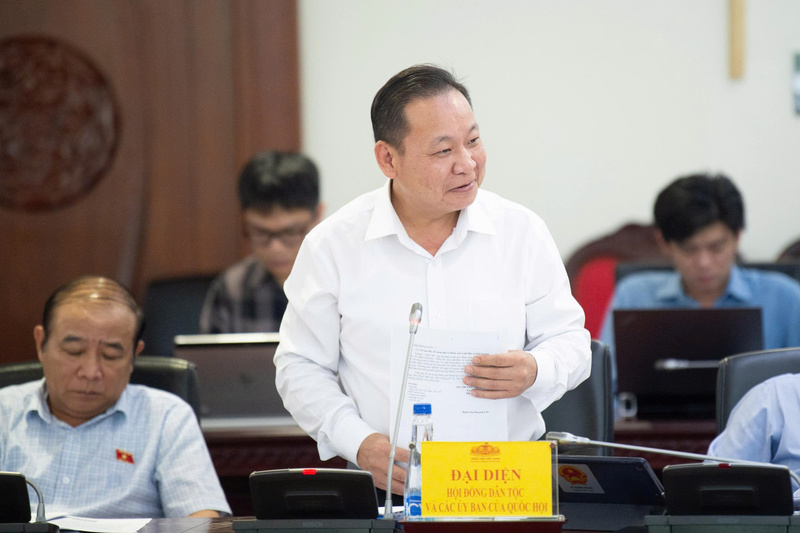 Đại biểu Quốc hội hoạt động chuyên trách tại Hội đồng Dân tộc Tráng A Dương. Ảnh: VPQH