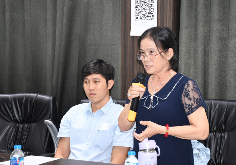 Doanh nghiệp đóng góp ý kiến tại hội thảo. Ảnh: Minh Khuê.