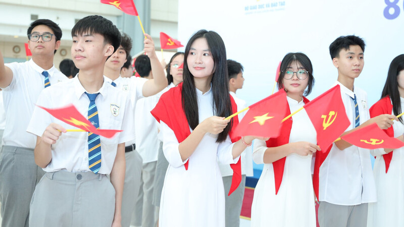 Bộ Công Thương ban hành kế hoạch thực hiện Nghị quyết 71-NQ/TW, thúc đẩy đổi mới mạnh mẽ giáo dục và đào tạo trong toàn ngành. Ảnh minh hoạ